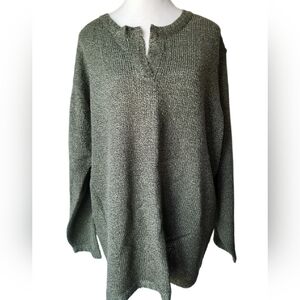 NWOT Bobbie Brooks Plus Women's Tight-Knit  V-neck Sweater 18W/20W